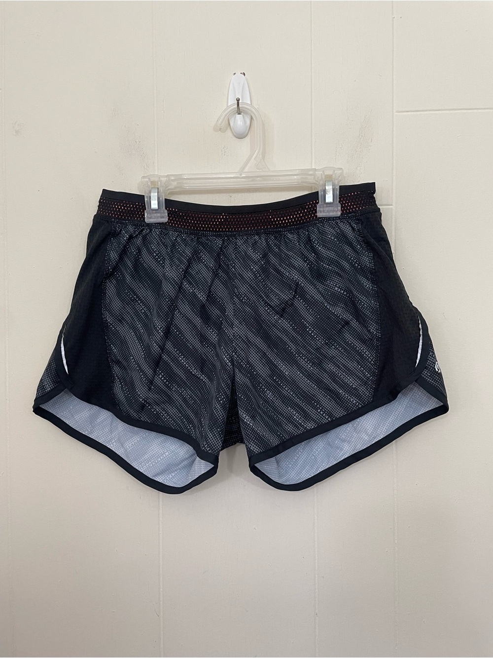 Champion C9 Athletic Shorts Women’s Size M Black Lined Running Back Pocket